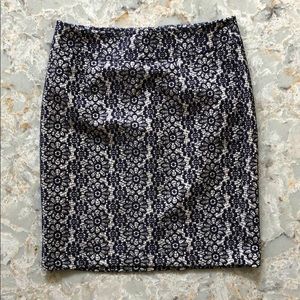 Floral lace pencil skirt